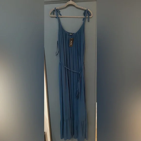 maxi black casual dress Casual Boho T-Shirt Maxi Dress – V-Neck Side Slit Summer Dress in Green | Women's Boho Fashion | XXL